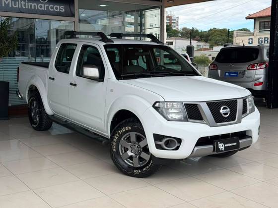 NISSAN FRONTIER 2.5 SV ATTACK 4X4 CD TURBO ELETRONIC DIESEL 4P AUTOMÁTICO NISSAN FRONTIER 2.5 SV ATTACK 4X4 CD TURBO ELETRONIC DIESEL 4P AUTOMÁTICO